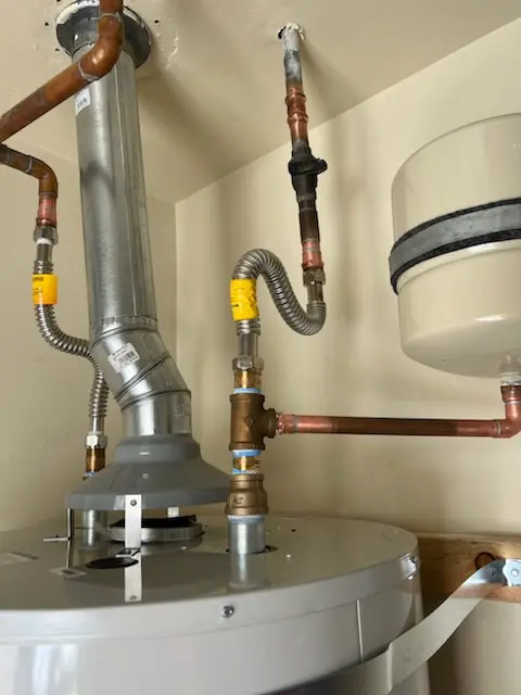 Water heater installation and plumbing repair in Cortez